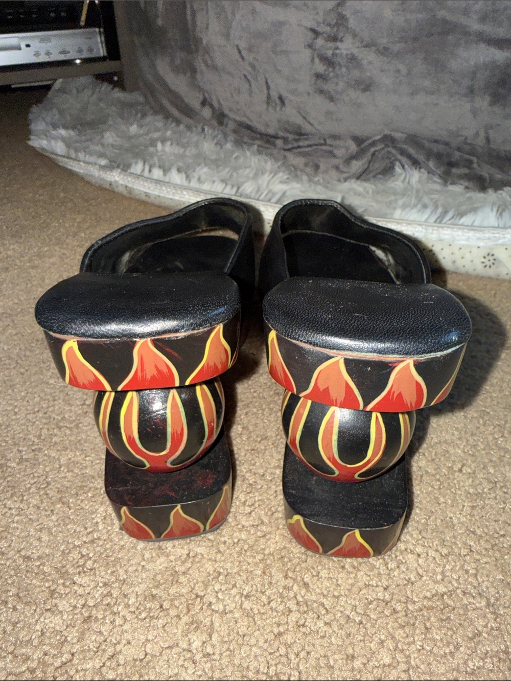 Vintage unique wooden hand painted mules - Picture 12 of 15